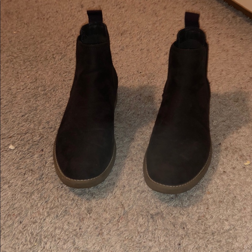 Women’s Chelsea boots